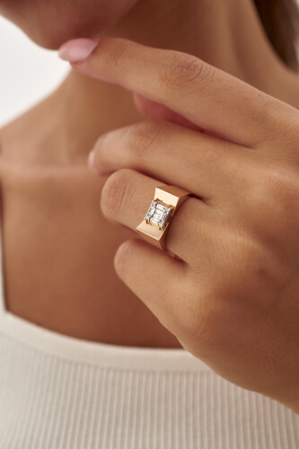 By Golden House - Valley Pırlanta Yüzük By Golden House - Valley Pırlanta Yüzük