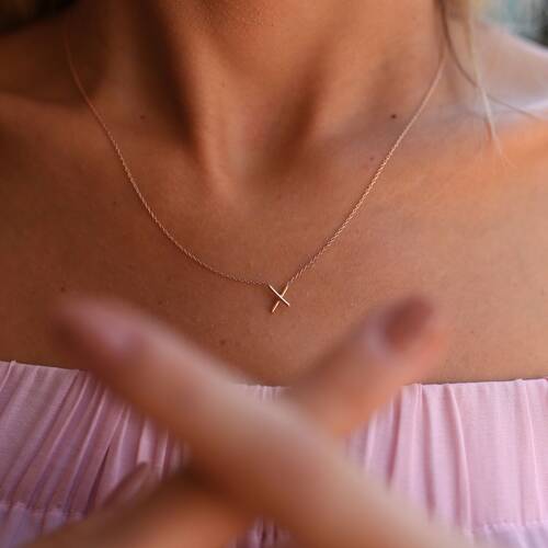 By Golden House - X Kolye