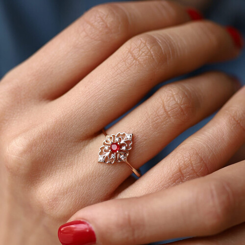 By Golden House - Yakut Rengi Art Deco Motif Yüzük By Golden House - Yakut Rengi Art Deco Motif Yüzük