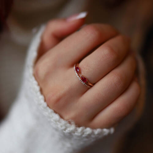 By Golden House - Yakut Renkli İkili Damla Yüzük