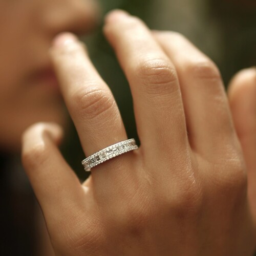 By Golden House - Yarım Tur Baget Pırlanta Yüzük By Golden House - Yarım Tur Baget Pırlanta Yüzük