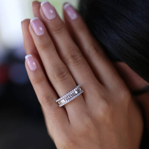 By Golden House - Yarım Tur Baget Pırlanta Yüzük