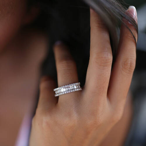 By Golden House - Yarım Tur Baget Pırlanta Yüzük (1)