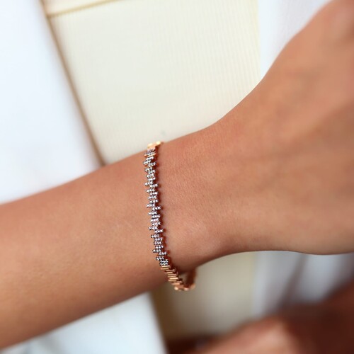 By Golden House - Zikzak Taşlı Bileklik By Golden House - Zikzak Taşlı Bileklik